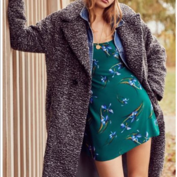 Urban Outfitters Dresses & Skirts - ❌SOLD❌⬇️UO green floral puff sleeve mini dress